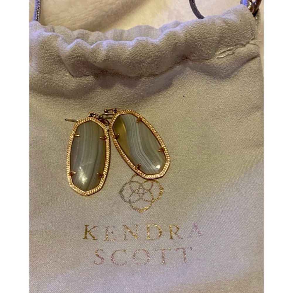 Kendra Scott - Rose Gold Earrings
